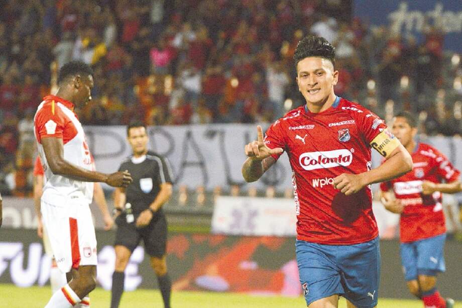 Germán Cano celebró por duplicado ante Santa Fe. / Luis Benavides