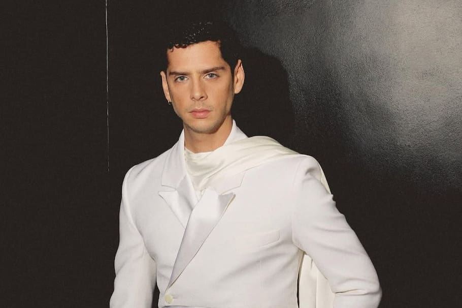 El también director y guionista de 34 años, aseguró que rompe “este silencio tan desagradable y doloroso después de muchísimos años”.