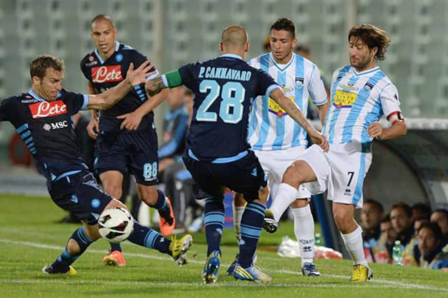 Nápoles gana en Pescara y la 'Juve' tendrá que ganar y esperar