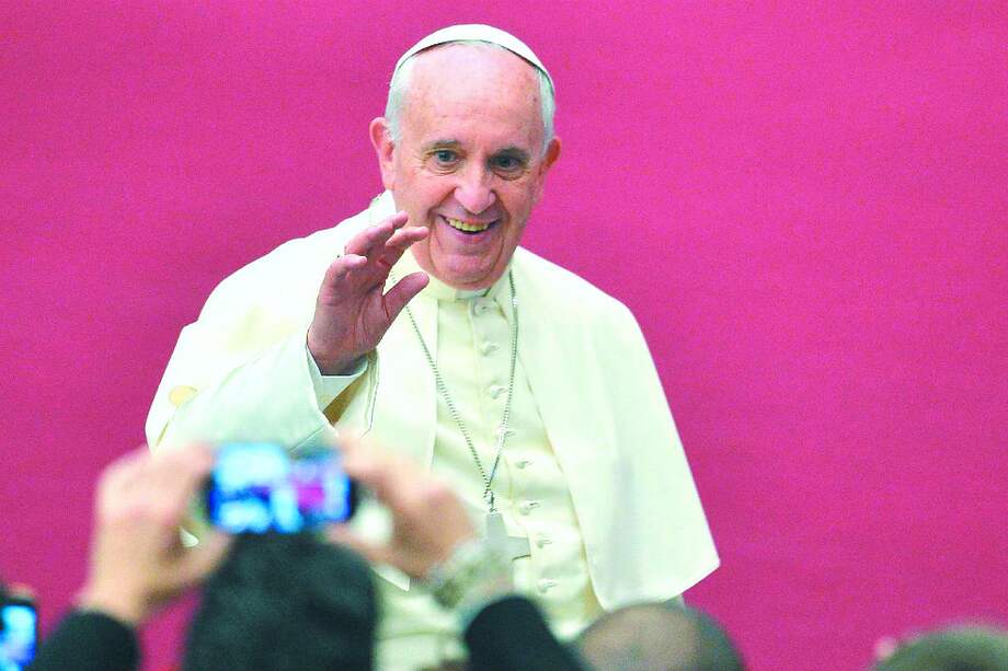 “San Pedro no tenía cuenta bancaria”, dice el papa Francisco, máximo representante de la Iglesia católica. / AFP