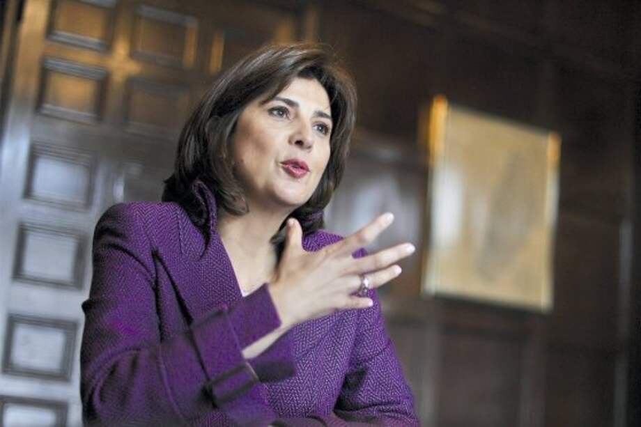 Elecciones serán claves para que Venezuela supere su inestabilidad: María Ángela Holguín