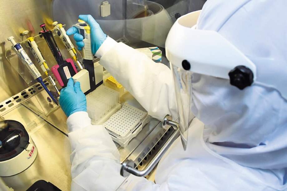 Unisimón ganó una convocatoria para recibir recursos de regalías y convertir su laboratorio de virología en uno nivel 3 de bioseguridad (BSL-3). / Moisés Carrillo M. / Unisimón