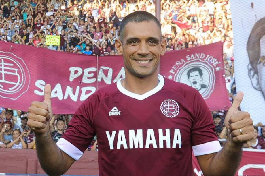 José Sand llegó a un acuerdo por 18 meses con Lanús. / Twitter Lanús