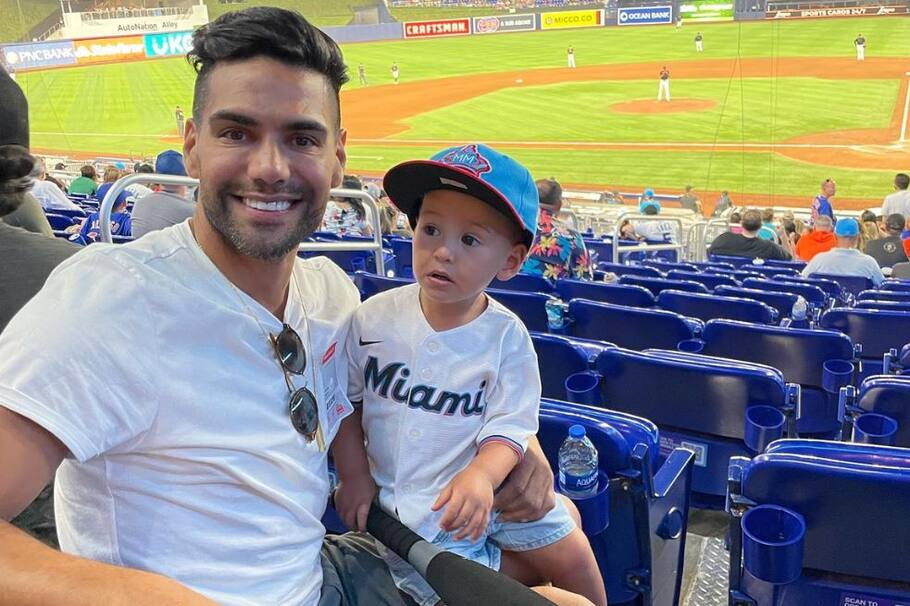 Lorelei Tarón, esposa de Falcao García, mostró la "traición" de su hijo Jedidiah con su papá. Así reaccionó el futbolista