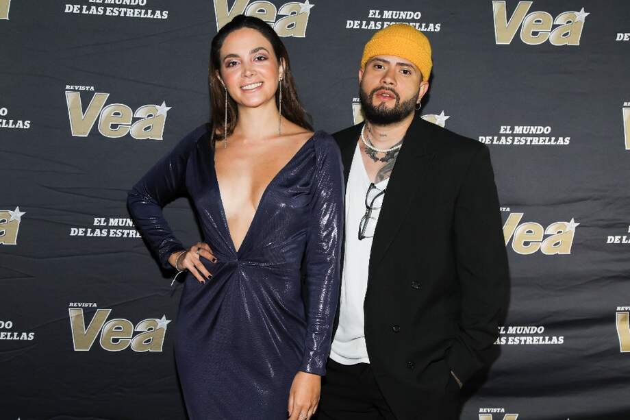 Nia Sierra y Emmanuel en la gala de los Latino Music Awards.
