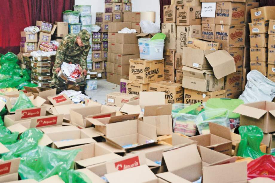 Han llegado ayudas internacionales para contrarrestar los trágicos resultados que causó la avalancha del domingo y que dejó a su paso 17 barrios destruidos. / Presidencia.