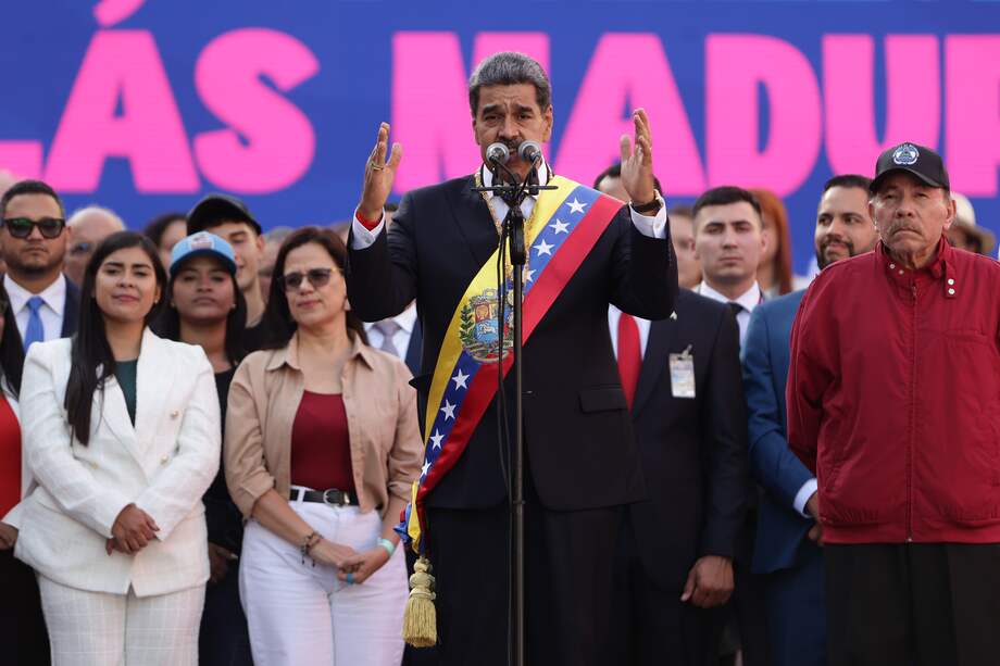 “Romper relaciones diplomáticas con Venezuela puede contribuir a un aislamiento dictatorial tipo Nicaragua”: Rodrigo Uprimny.