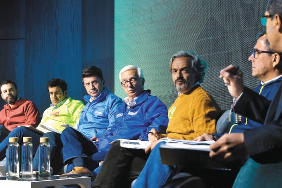 En el debate de candidatos a la Alcaldía participaron Juan Daniel Oviedo, Jorge Enrique Robledo, Diego Molano, Jorge Luis Vargas, Carlos Fernando Galán y Rodrigo Lara.