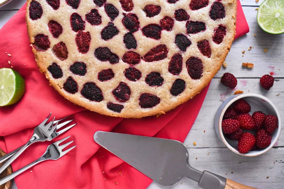 Para este pie de frutos rojos usa moras frescas.