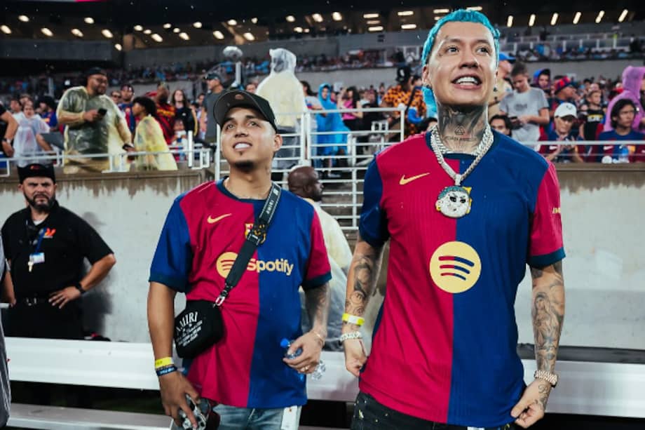 Santiago Jaramillo, más conocido como Dímelo Jara es un empresario y mánager del artista Blessd.