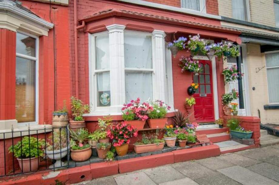 La casa número 9 de la calle de Newcastle, donde John Lennon vivió los primeros años de su vida.
