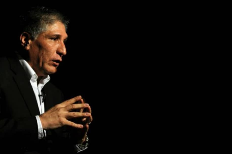 Sigifredo López se despacha contra RCN y lo acusa de revictimización