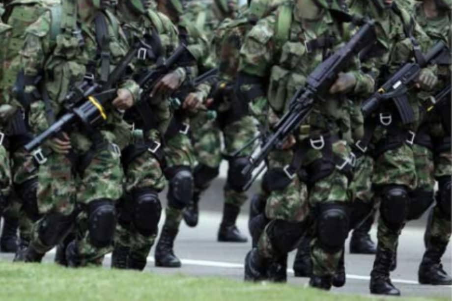 La Procuraduría investiga integrantes del comando de las Fuerzas Militares por manejo irregular de gastos reservados. / Archivo El Espectador