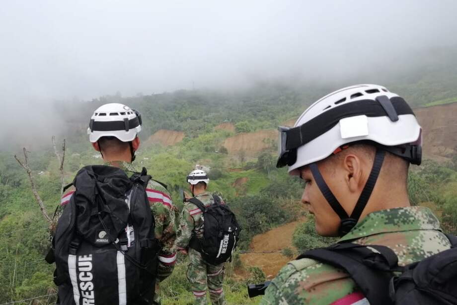 Momento de la llegada de las tropas del Ejército a Rosas, Cauca./ Cortesía Fuerzas Militares.