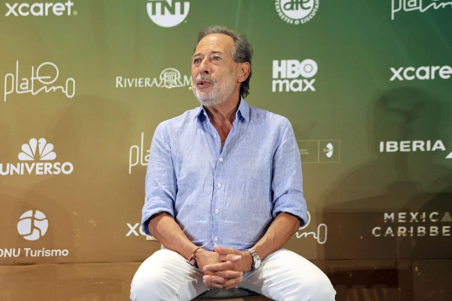 El actor argentino Guillermo Franccella habla en el marco de los Premios Platino 2026 este viernes, en Playa del Carmen en Quintana Roo (México). Francella, que recibirá mañana sábado el Premio Platino de Honor por toda su carrera, aseguró que desde sus inicios en el mundo de la actuación siempre amó "tomar riesgos en cada personaje", buscando que fueran "antagónicos entre sí", pero sin olvidar la identificación con el público. EFE/Alonso Cupul