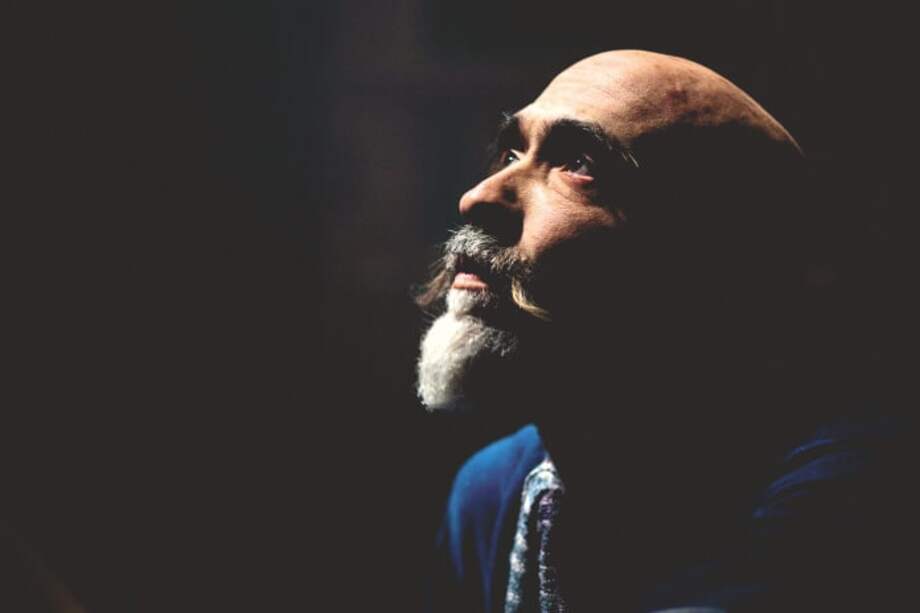 Miguel Urrutia, director, productor de cine. / Coretsía