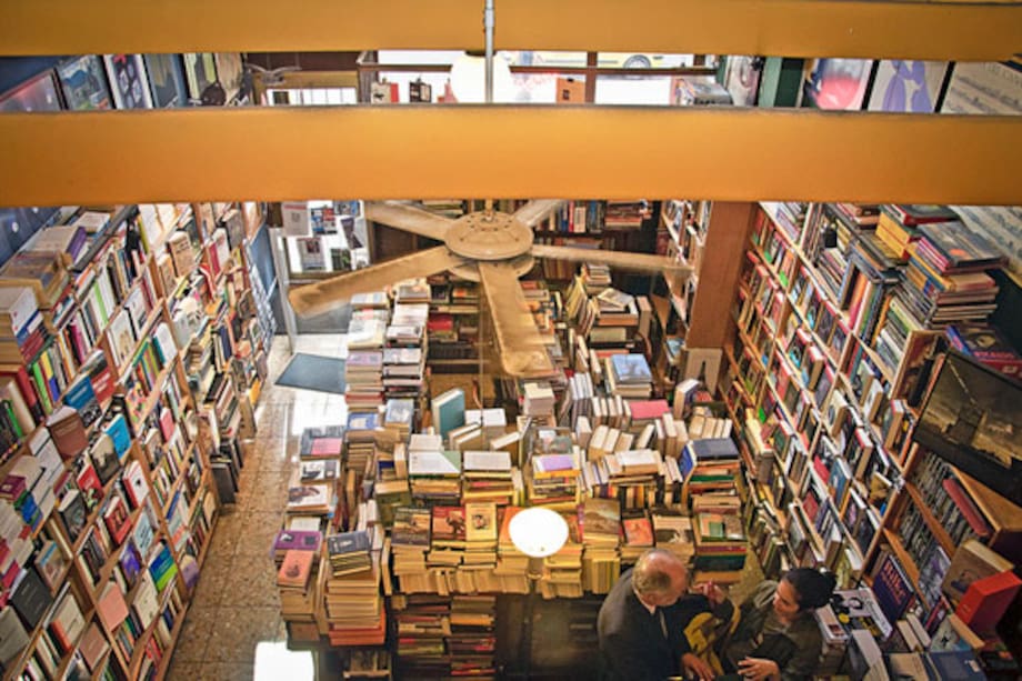 Gran venta nocturna de Liberías alternativas