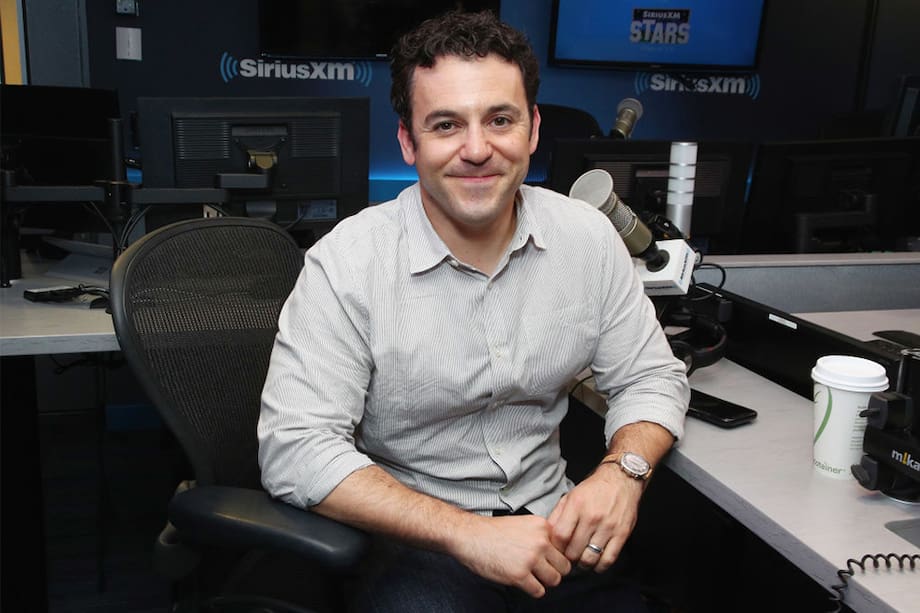 Fred Savage estaba dirigiendo un remake de Los años maravillosos al ser señalado de conducta inapropiada