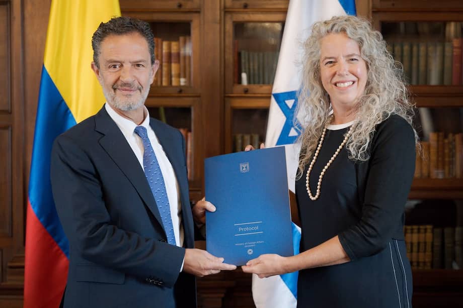 El contraste representa un riesgo para la reputación colombiana y una visión cortoplacista en términos diplomáticos con problemas a futuro.