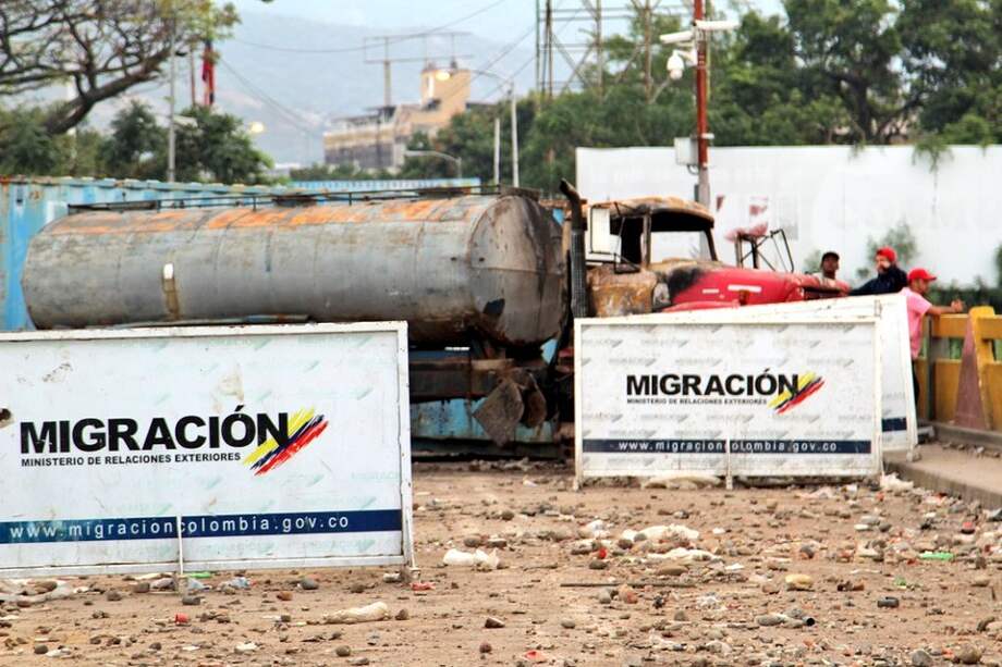 El director General de Migración Colombia, Christian Krüger, recorrió los diferentes pasos fronterizos habilitados en Norte de Santander. / Cortesía Migración Colombia