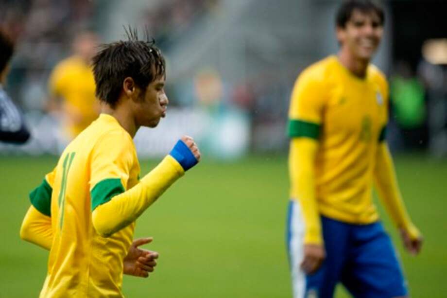 Neymar y Kaká liderarán a Brasil en el amistoso ante Colombia / Archivo AFP