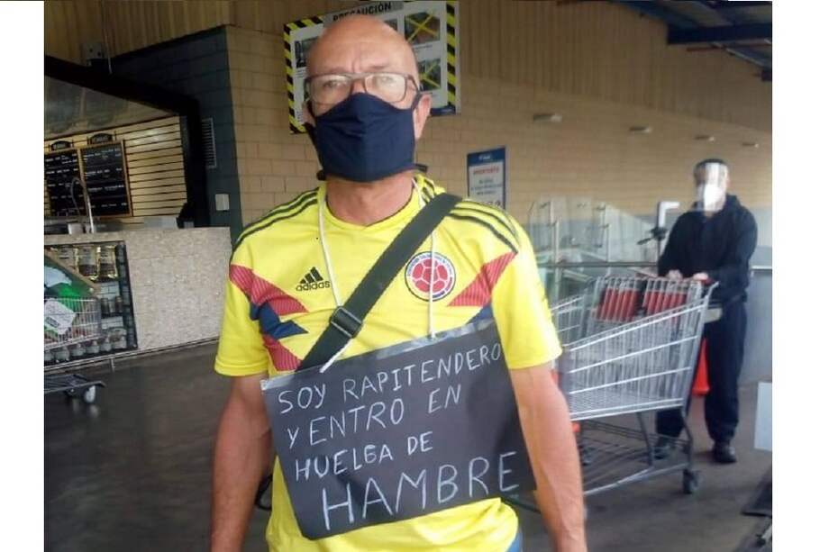 El repartidor ya levantó la huelga de hambre, porque de la empresa ya le ofrecieron una solución, pero dice que si incumplen entrará nuevamente a protestar.