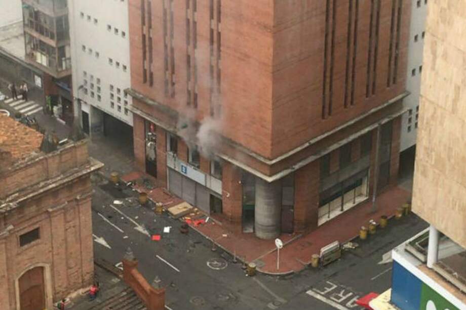 Fuerte explosión en sede de la Fiscalía de Cali