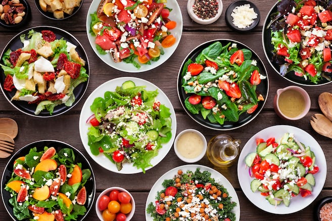 Seis ensaladas frescas y variadas para el almuerzo