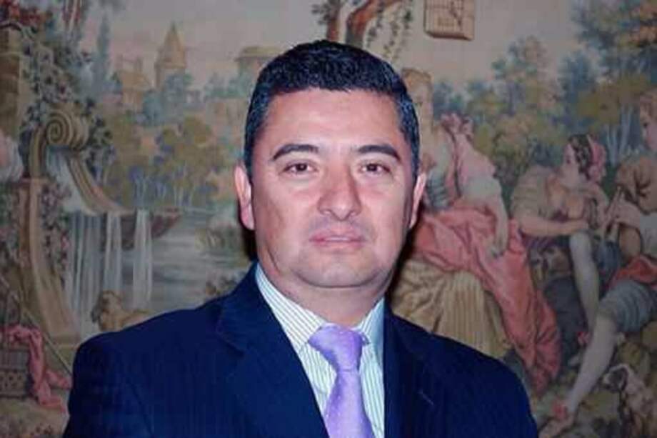 Califican de "burla" pérdida de nueve mil expedientes en antiguo ISS