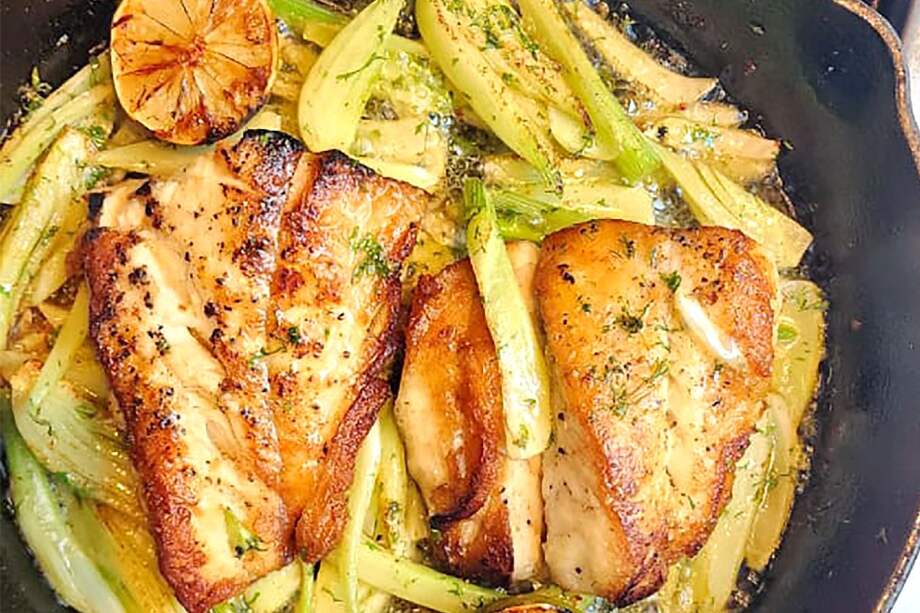 Pesca blanca con mantequilla e hinojo.