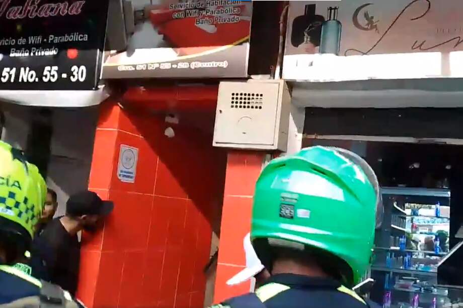 La explosión se presentó sobre la carrera 51 (Bolívar) con la calle 55, en este sector de la comuna 10 (La Candelaria), de Medellín.