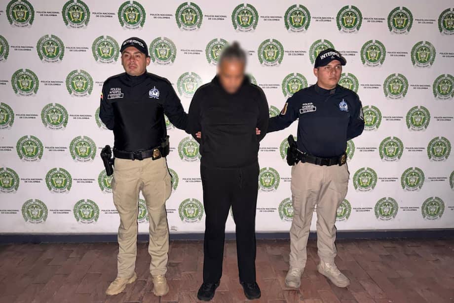 Su detención se produjo en el Aeropuerto Internacional El Dorado, en Bogotá.