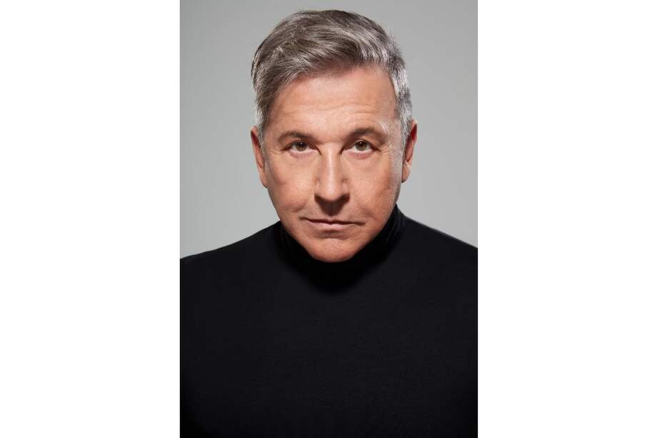 El artista presenta "Fe", esta producción es una íntima conversación con Dios, narrada en 11 tracks.