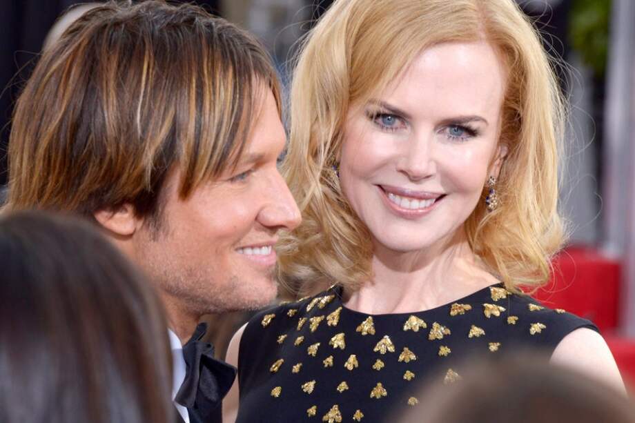 Keith Urban y Nicole Kidman en los premios Globo de Oro 2013. / Efe