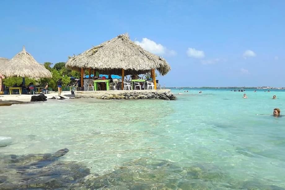 Isla Múcura hace parte del Archipiélago de San Bernardo, en el Caribe colombiano. / Wikimedia Commons