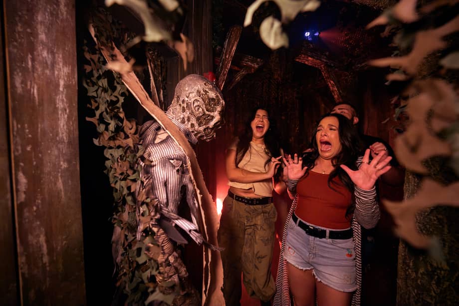La casa de Sinners lleva a los visitantes al Club Juke.