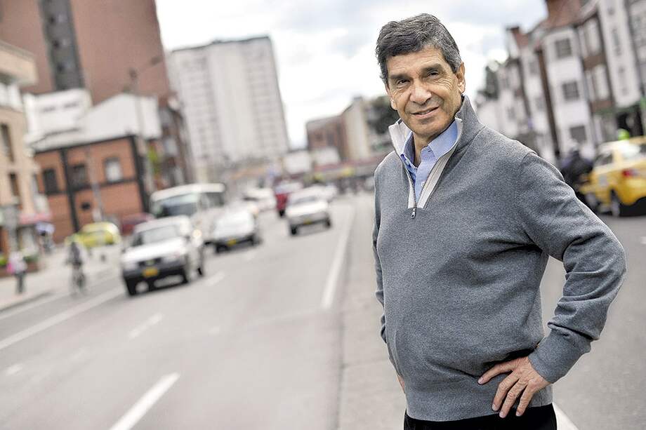 Según Rafael Pardo, “más allá de sus propuestas, el juicio de los ciudadanos sobre la alcaldía de Petro no se basará en lo escrito sino en lo ejecutado o en lo que dejó de ejecutar”. / Luis Ángel