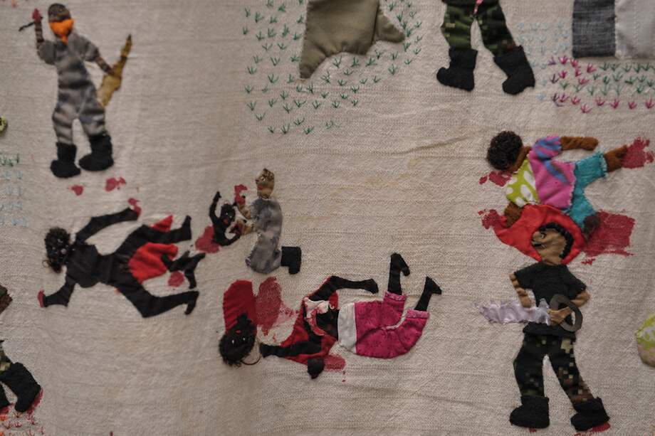 Las Tejedoras de Mampuján narran los horrores que vivieron durante la guerra. / Mauricio Alvarado