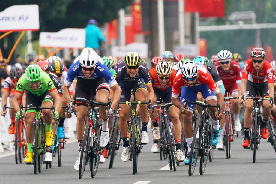 El pedalista colombiano Fernando Gaviria gana en Nanning. / Quick Step