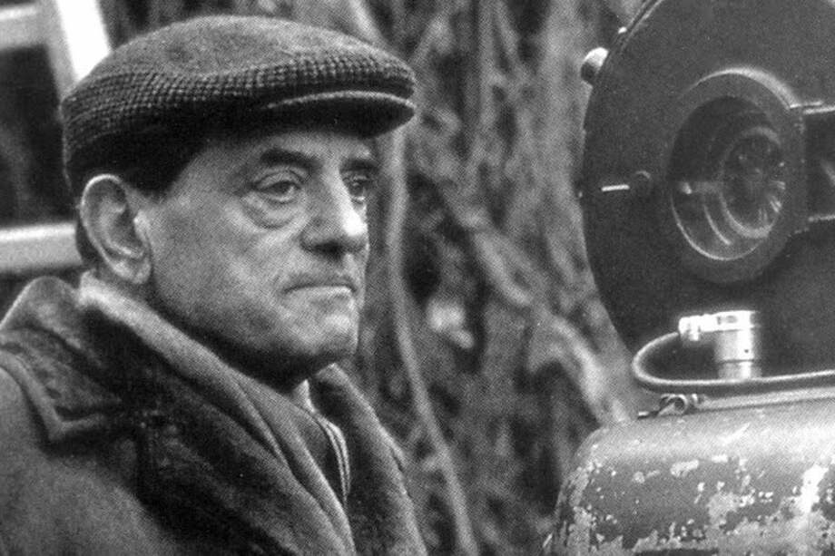 Luis Buñuel, quien cuando llegó a vivir en París dijo que el surrealismo le parecía una cosa de maricones. / Cortesía