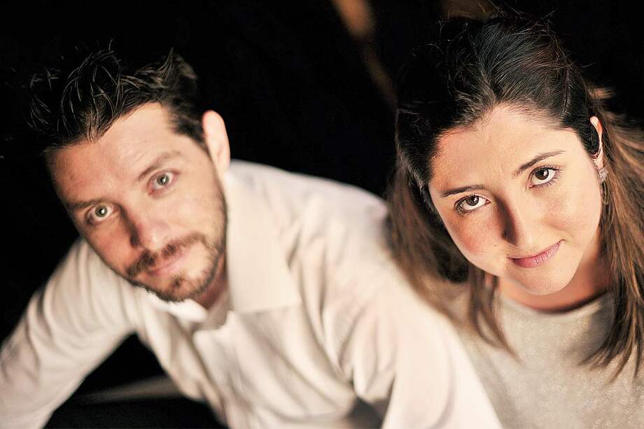 Los bogotanos Angélica Nieto (29 años), y Luis Fernando Rojas (35), presentaron una primera entrevista ante la empresa Mars One y esperan ser seleccionados para viajar a Marte. / Andrés Torres - El Espectador