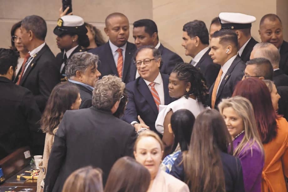 Congresistas en instalación Congreso