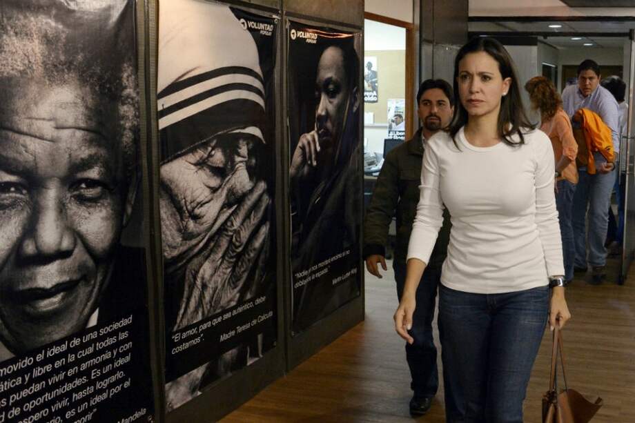 Opositora llama a definir este domingo "la ruta a la liberación de Venezuela"