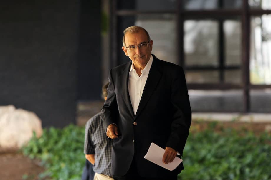 El exvicepresidente de Colombia y jefe del equipo negociador del Gobierno, Humberto de la Calle. /EFE