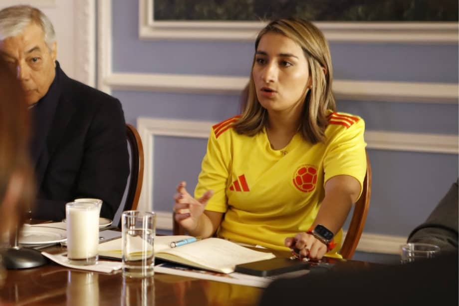 La directora del Dapre, Laura Sarabia, hizo un llamado a la unión del país.