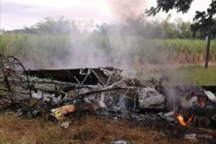 Un muerto deja caída de avioneta en inmediaciones a Cartago, norte del Valle