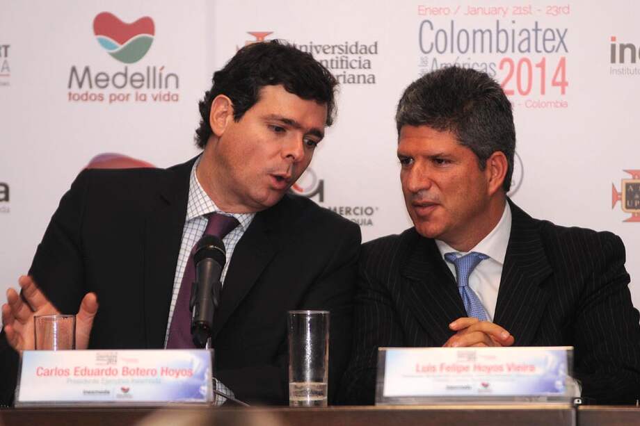 Carlos Botero, de Inexmoda, y Luis Hoyos, de la Alcaldía de Medellín. / Luis Benavides