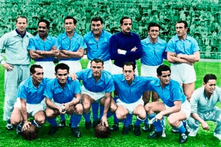Alfredo Di Stéfano llegó en 1949 al Millonarios de Colombia. (En la imagen, en el centro con el balón) / Tomada de Terra.com
