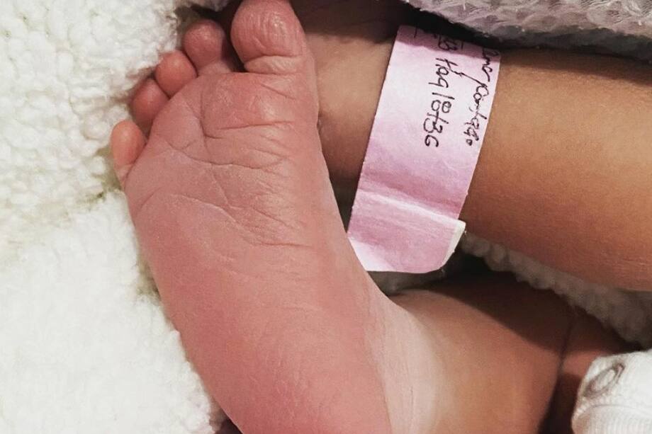 Esta fue la foto con la que Tarzán, del ‘Desafío The Box’, anunció el nacimiento de su hija en redes sociales