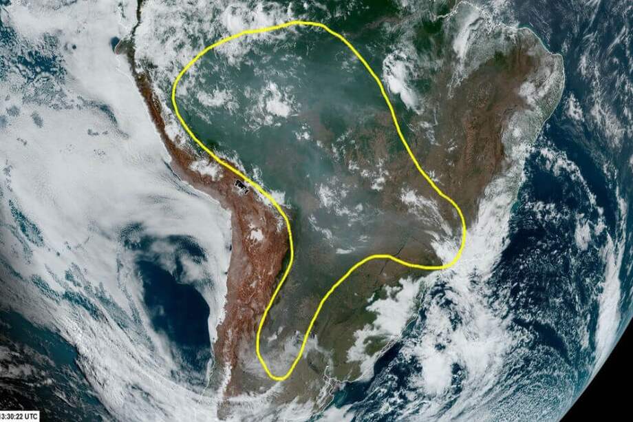 El humo alcanzó la Cuenca de La Plata. / CIRA / RAMMb